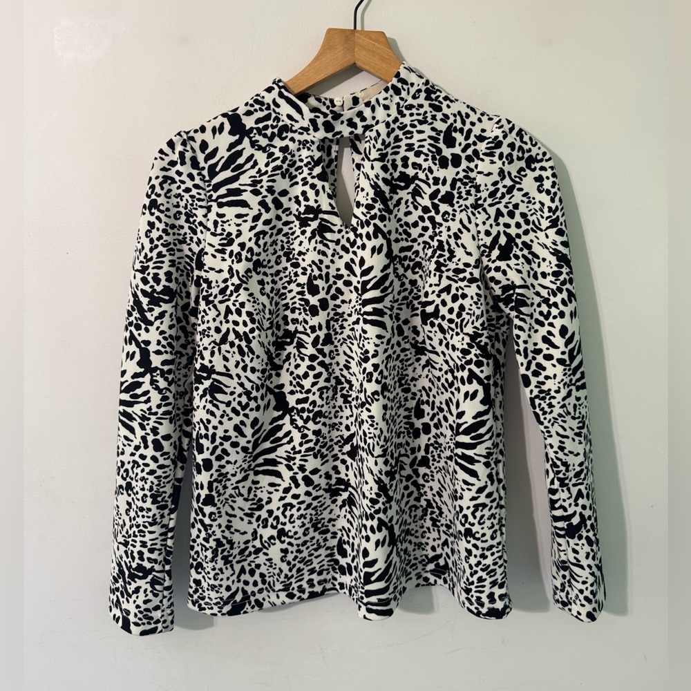 MELLODAY black white high neck key hole long sleeve Animal Print Top shirt